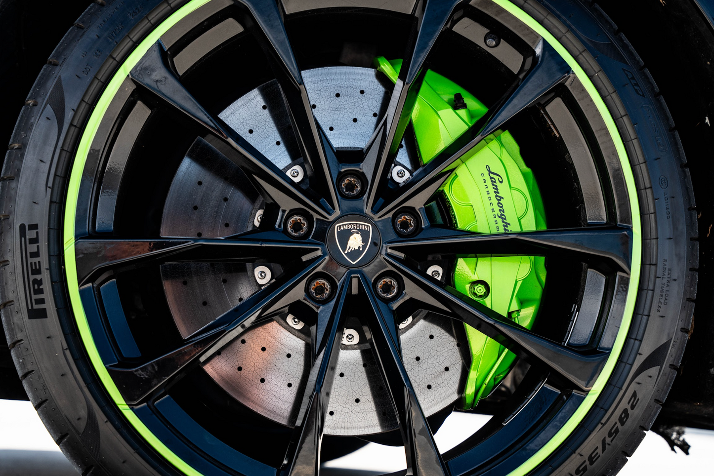 Lamborghini Urus (Green)