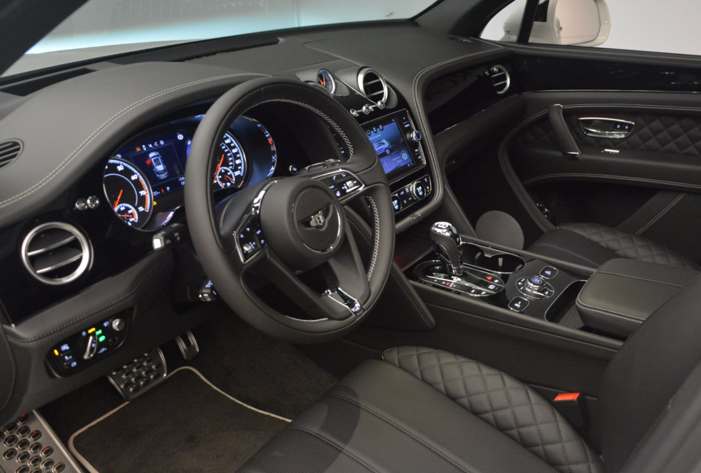 Bentley Bentayga (Black)