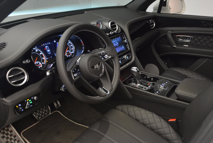 Bentley Bentayga (Black)