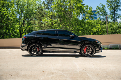 Lamborghini Urus (Black)
