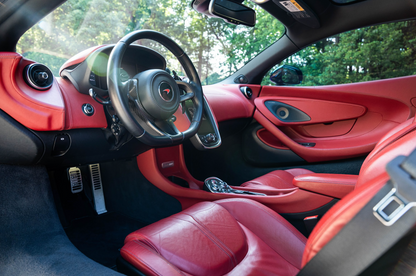 McLaren 570 GT