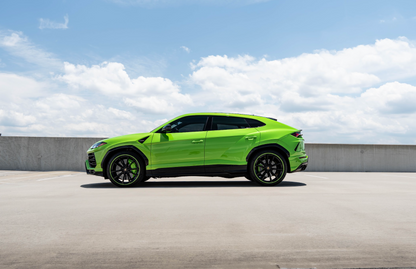Lamborghini Urus (Green)