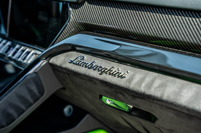 Lamborghini Urus (Green)