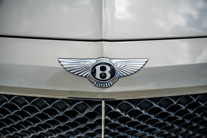 Bentley Bentayga (White)