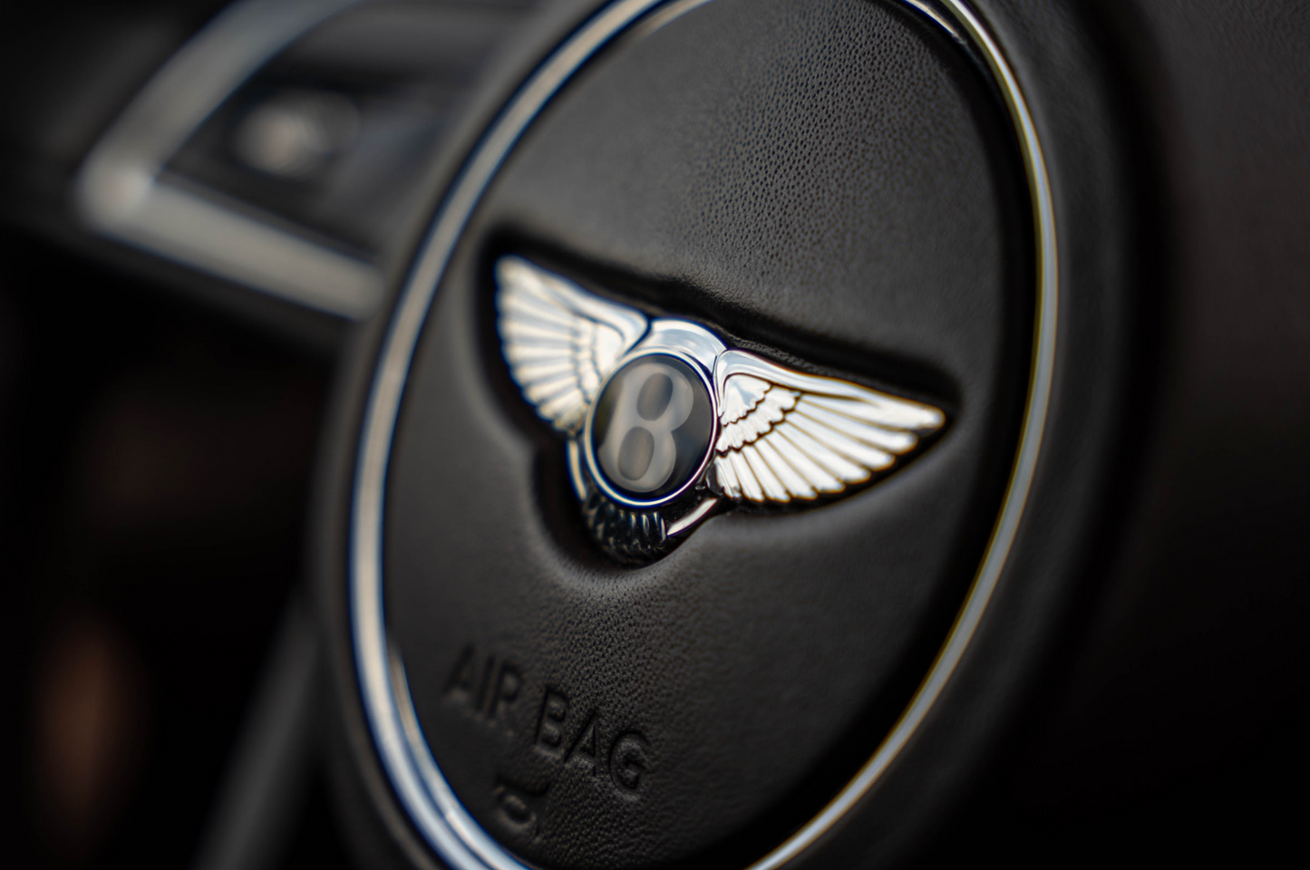 Bentley Bentayga (White)