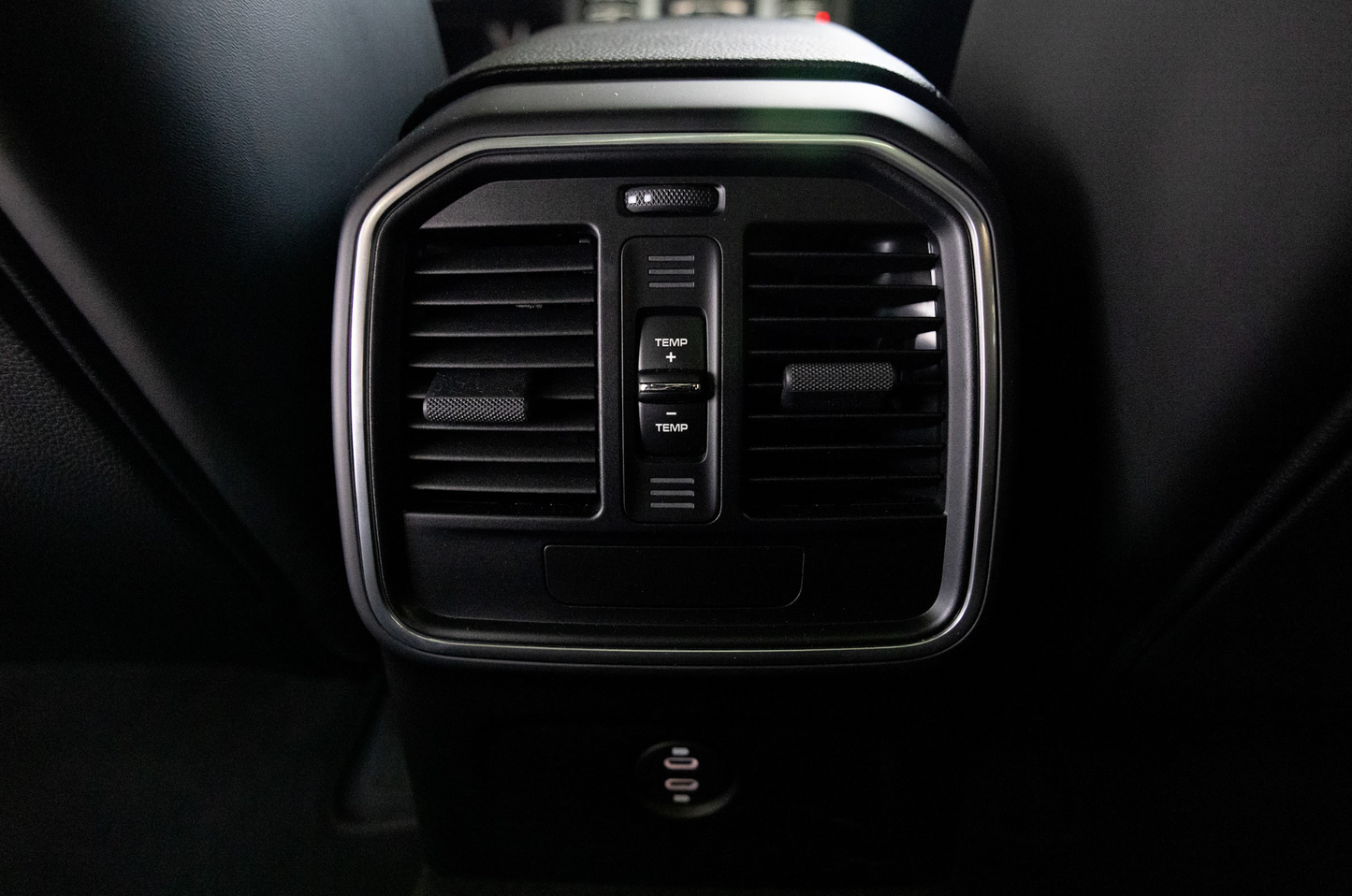 Porsche Macan S (Grey)