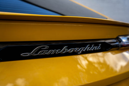Lamborghini Urus Yellow