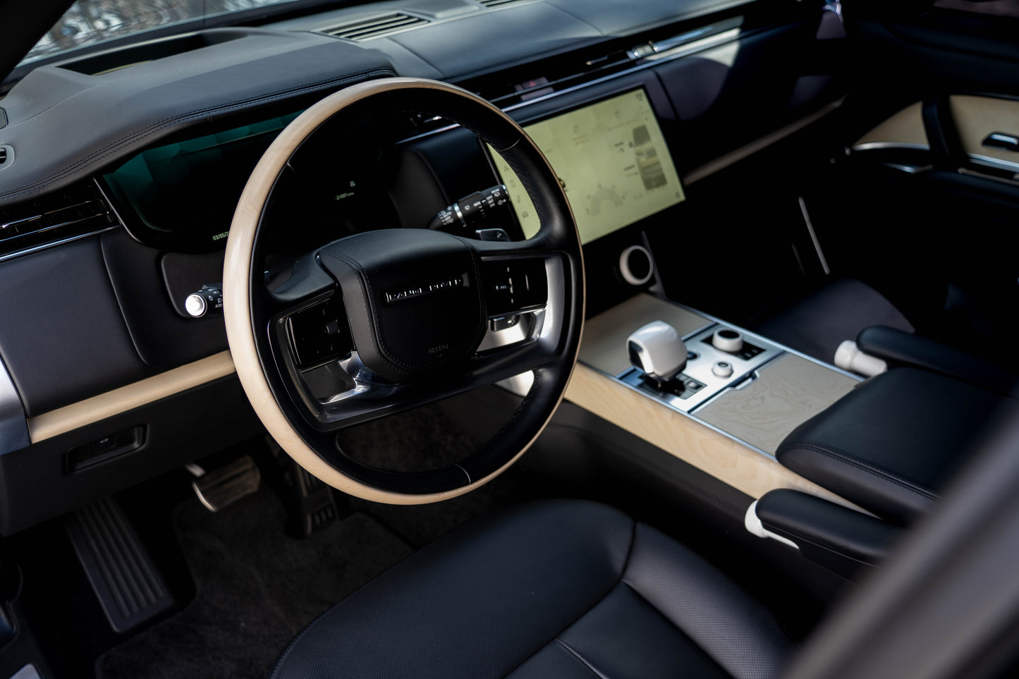 Land Rover Range Rover SV Green